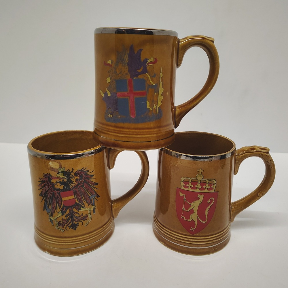 Nasco Medieval Mugs Bundled Set of 3 Brown 3.75in Coat of Arms Vintage‎ Japan